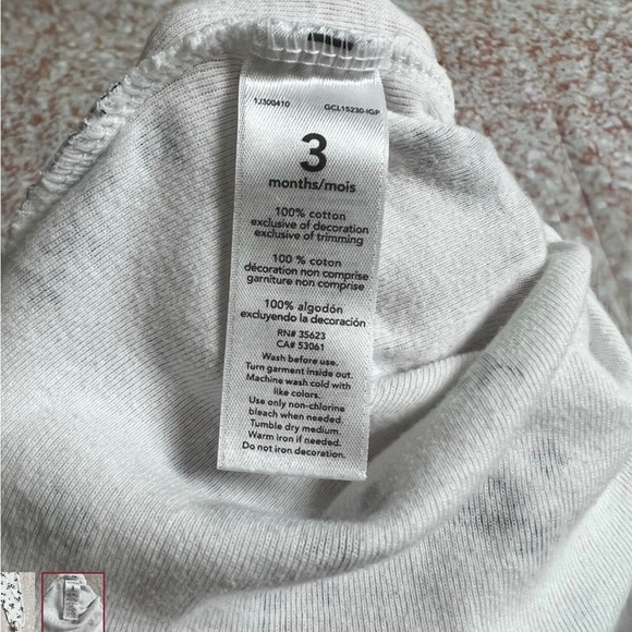 Carter’s Floral Jumper - Picture 3 of 3